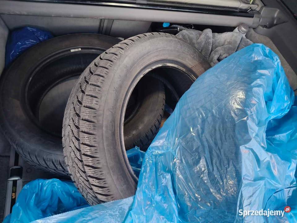 Opony zimowe Dunlop 20555 R16 bieżnik 75mm stan