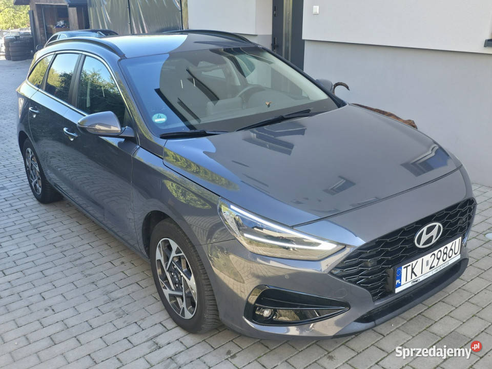 Hyundai i30 15 Benzyna Serwisowany Gwarancja podgrzewane fotele i30 świętokrzyskie