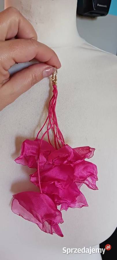 Kolczyki różowe Ostrowąs