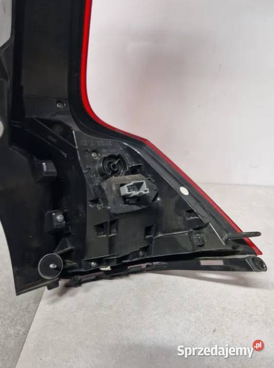 Lampa lewy tył lewa tylna volvo V90 32228008 dolnośląskie Złotoryja