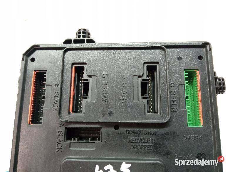 SKRZYNKA BSI 284B13297R BCM X95 S180098201