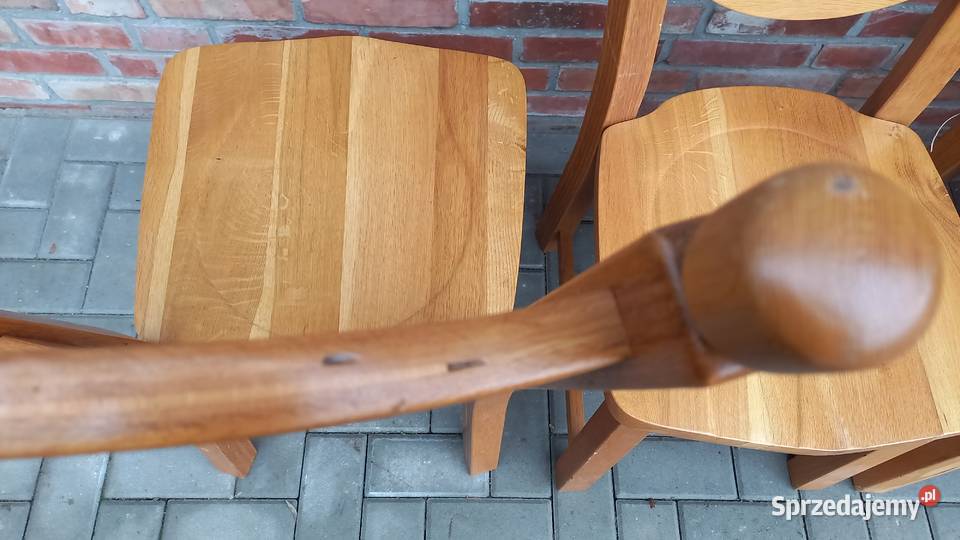 Krzesła dębowe drewniane 4 rustykalne twarde sprzedam