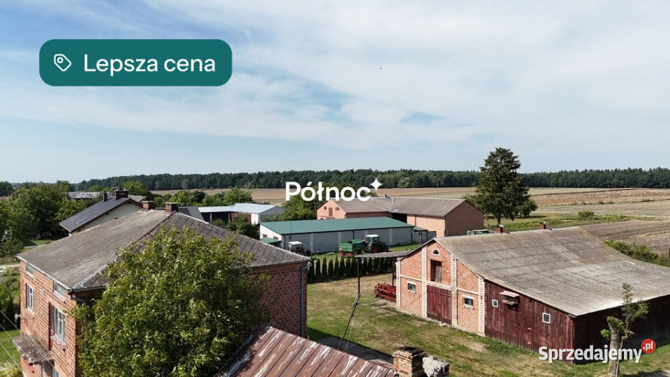 Budynki gospodarcze i dom w Mołożowie Mołożów