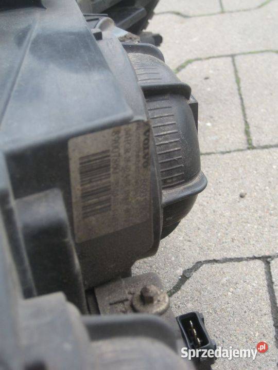 volvo s60 0004r lampy przód prawa lewa osobowe Rakoniewice