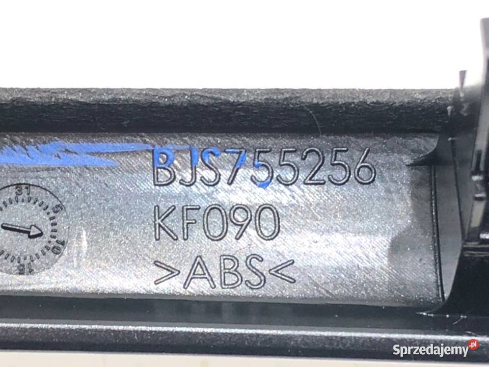 KRATKA NAWIEWU PRZÓD MAZDA 3 BM Hatchback