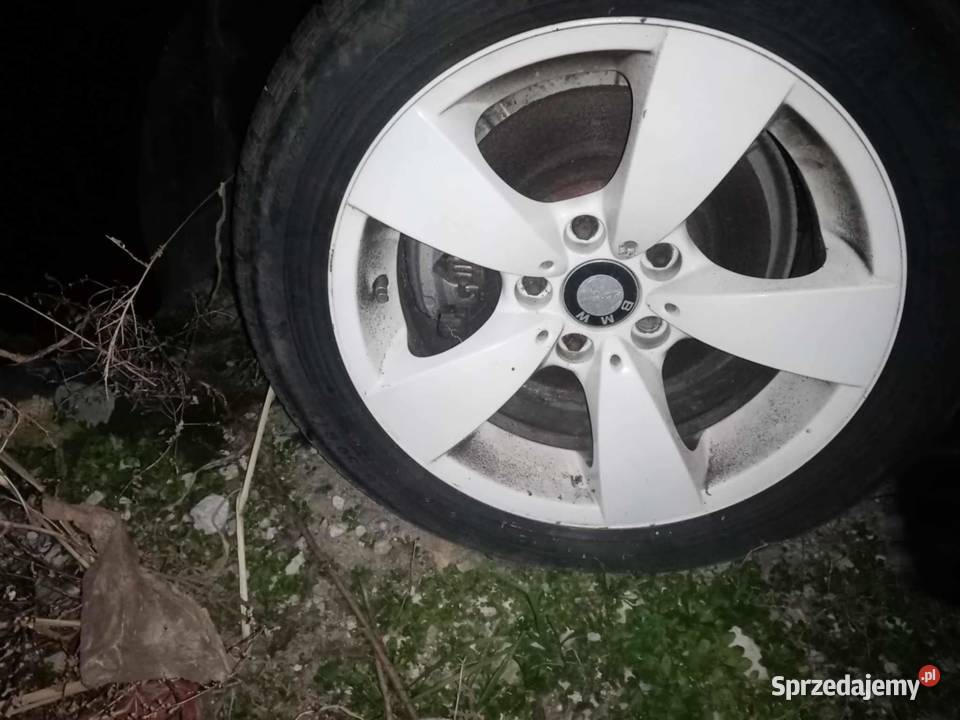 BMW E60 Alufelgi opony zimowe R17 22550 94H Pozostałe Pozostałe Rypin