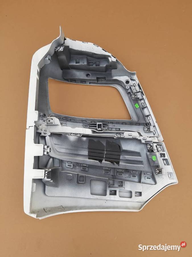 MAN TGS EURO 6 OKULAR REFLEKTORA NAROŻNIK Bieleń