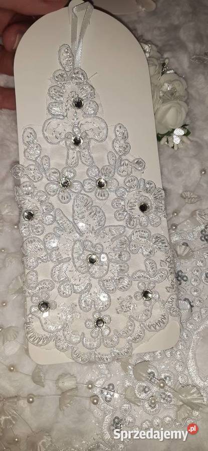 Rekawiczki komunijne z diamencikami Borów