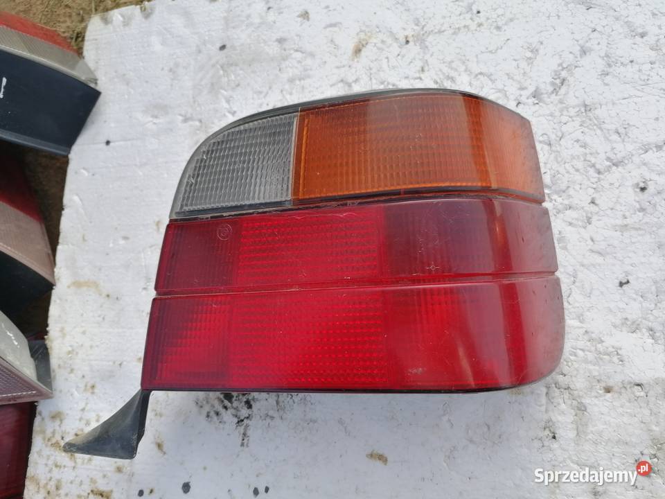 Lampy Tył Komplet Bmw E36 Touring Pogorzelec