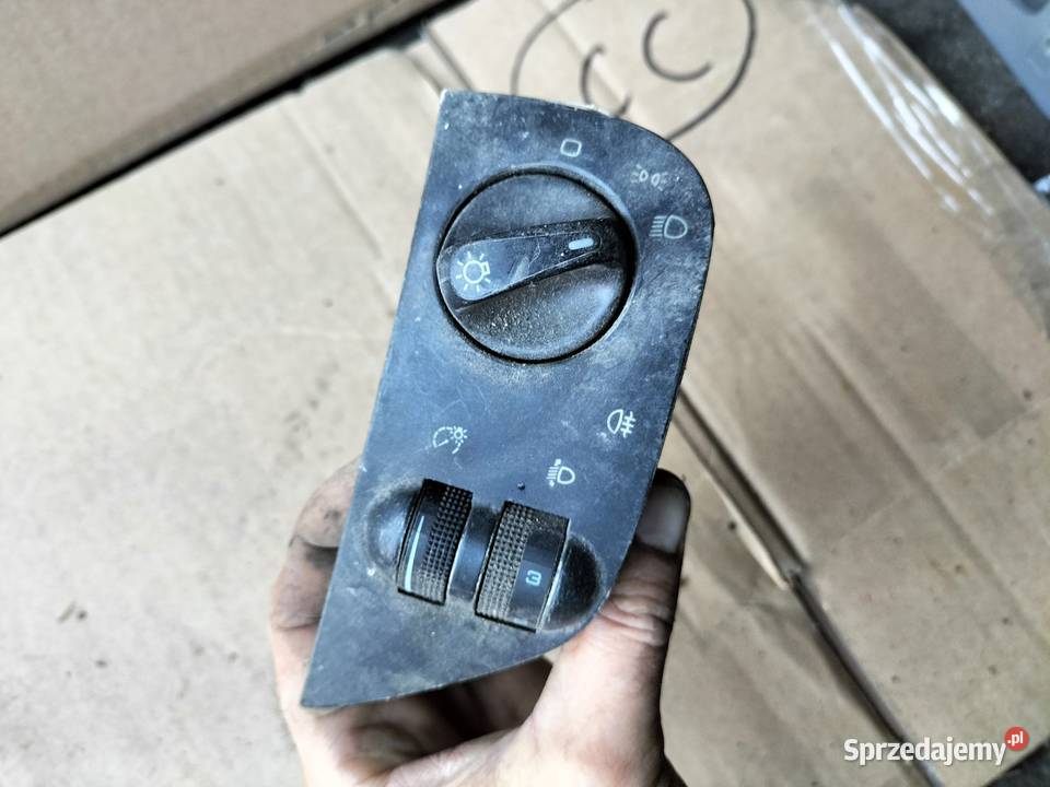 WŁĄCZNIK WYŁĄCZNIK ŚWIATEŁ VW POLO 6N 6N1941531M Kamień-Kolonia