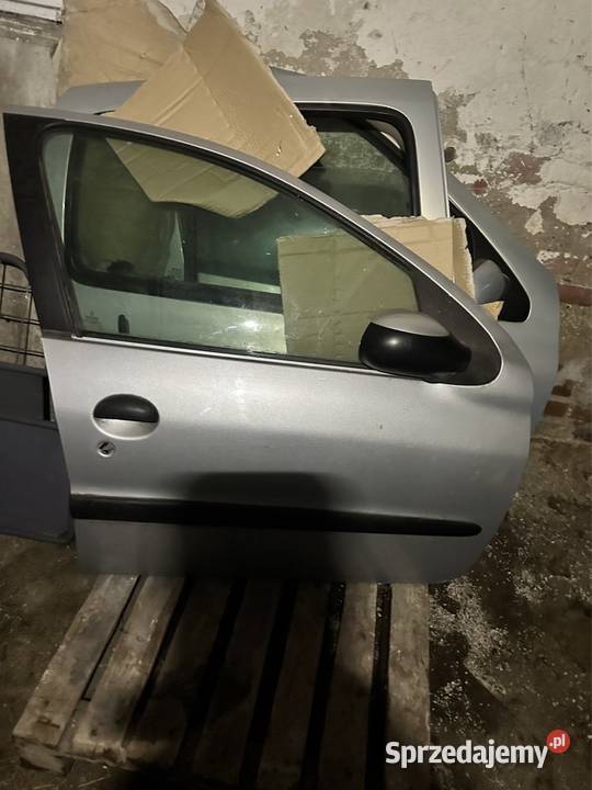 Peugeot 206 drzwi lewe prawe klapa Rok produkcji 2003 kujawsko-pomorskie Bydgoszcz sprzedam