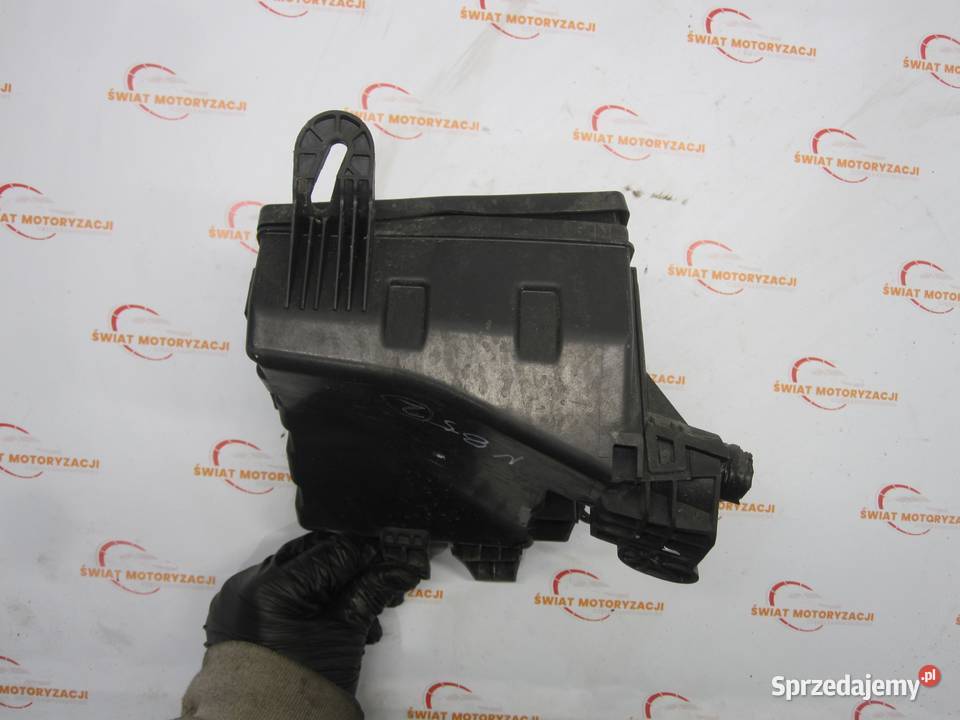 NISSAN JUKE 10r skrzynka bezpieczników osobowe Części samochodowe świętokrzyskie Kielce