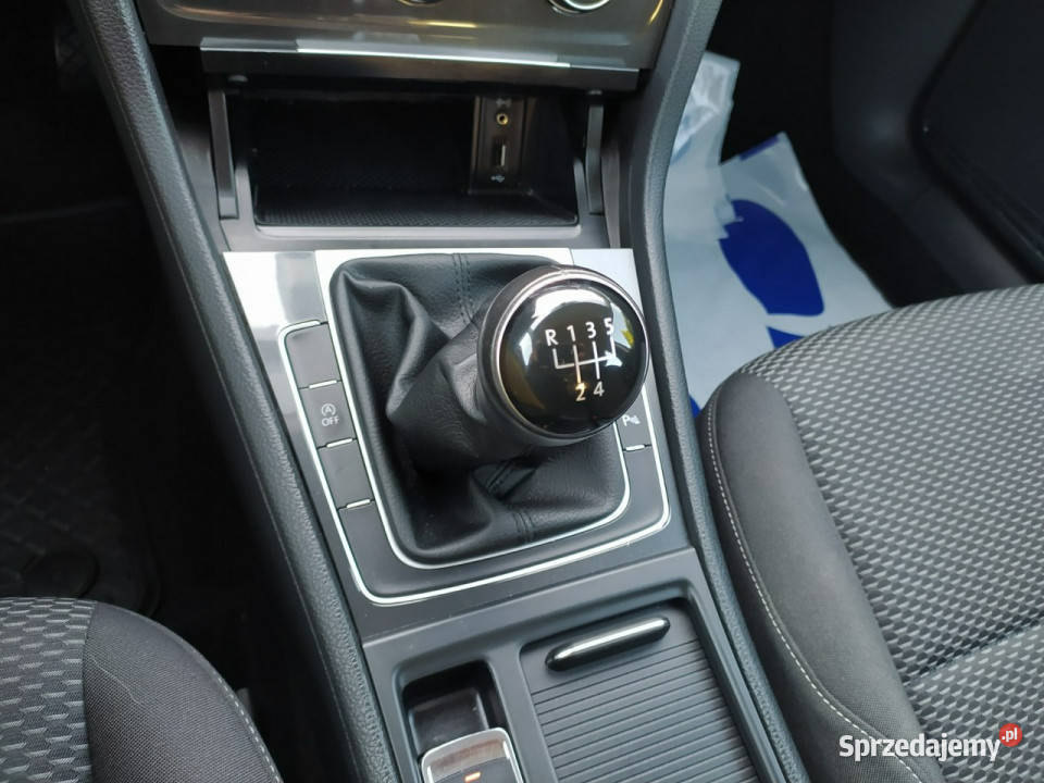 Volkswagen Golf 10 86 TSISalon Łódź