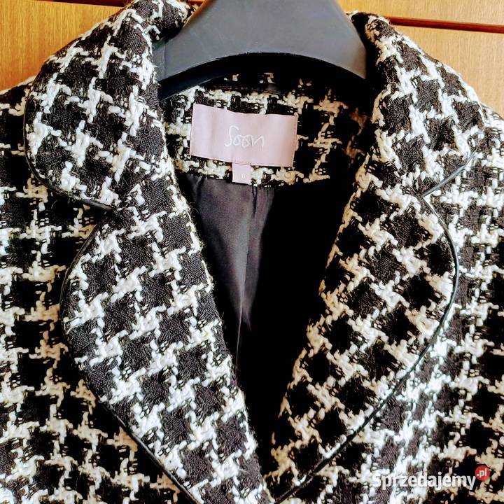 Eleganckie 2 żakiety damskie w rozmiarze 44 Bez wzoru sprzedam