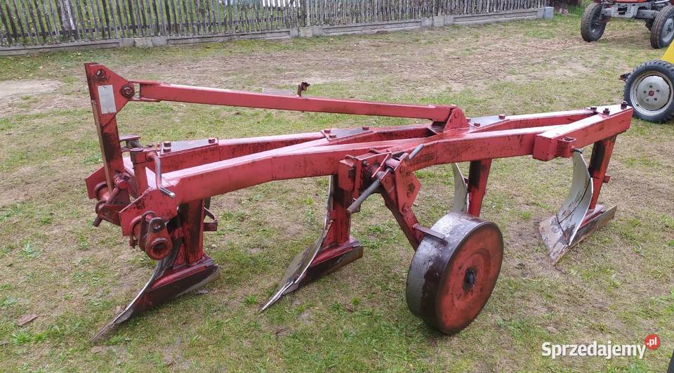 Pług 4skibowy średni na wysokiej słupicy Dąbrowa Tarnowska