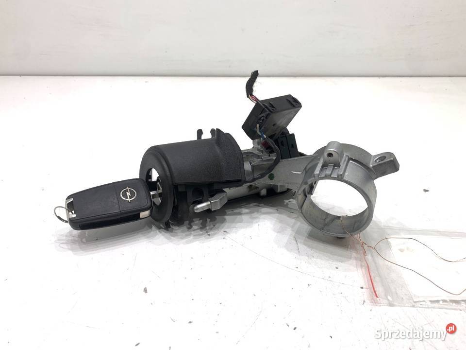 STACYJKA OPEL CORSA E 13496392 14 90 KLUCZYK podkarpackie sprzedam