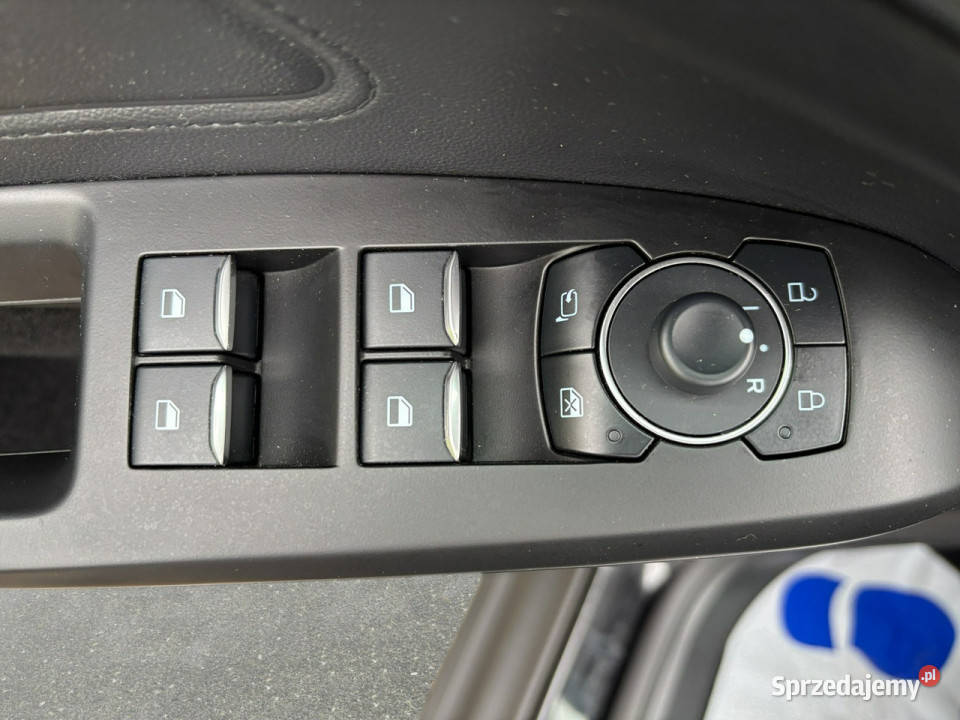 Ford Focus 10 EcoBoost mHEV Titanium X Z Warszawa