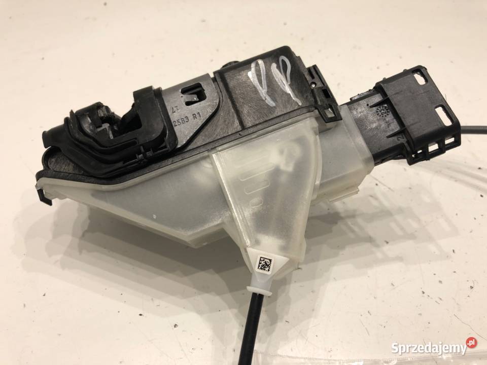 ZAMEK DRZWI PRAWY PRZÓD CITROEN C3 III Hatchback