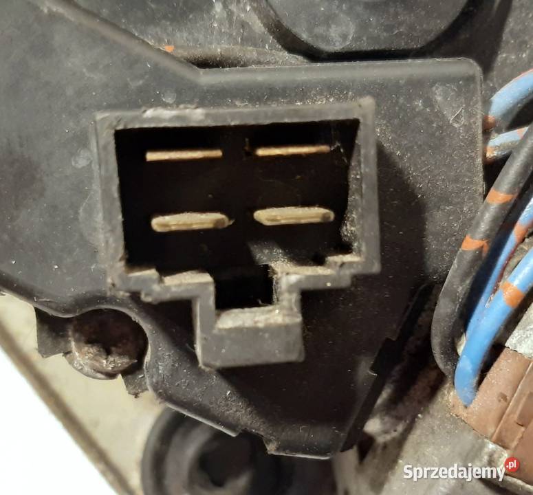 SILNICZEK WYCIERACZEK PRZÓD MITSUBISHI PAJERO Motoryzacja Mielęcin