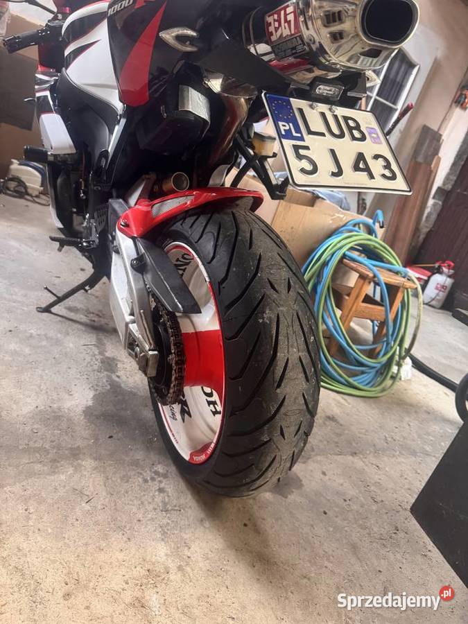 Honda CBR 1000RR SC57A 2004 Honda Garbów