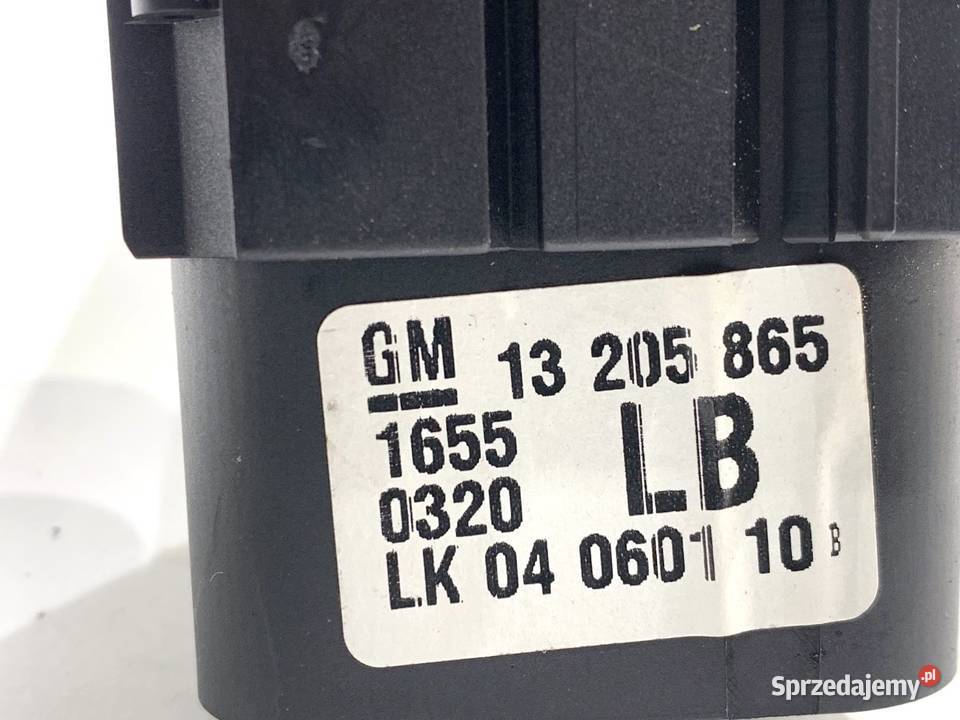 WŁĄCZNIK ŚWIATEŁ OPEL ZAFIRA B 13205865 0519 sprzedam
