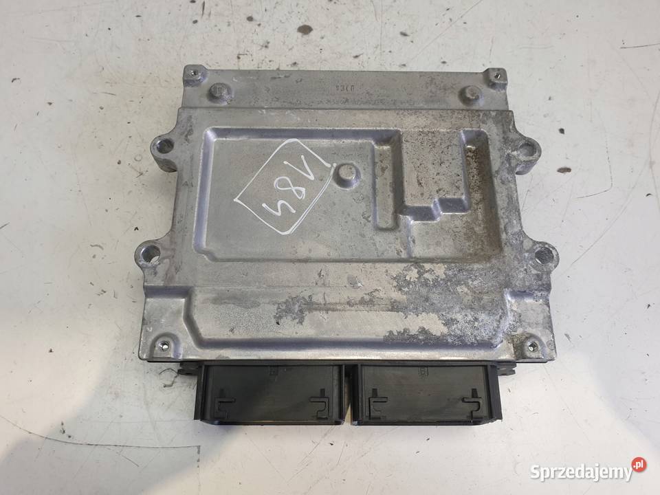 Volvo V40 II 20 D2 STEROWNIK SILNIKA komputer Rudka