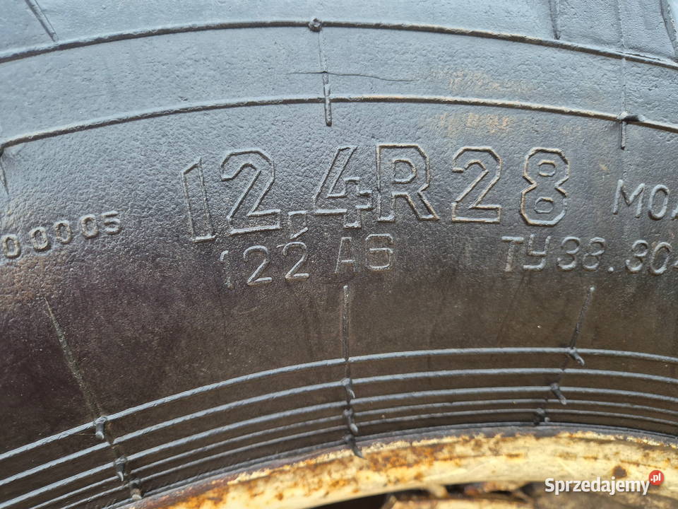 Koła Ursus C330 tył opona 12428 Bucze