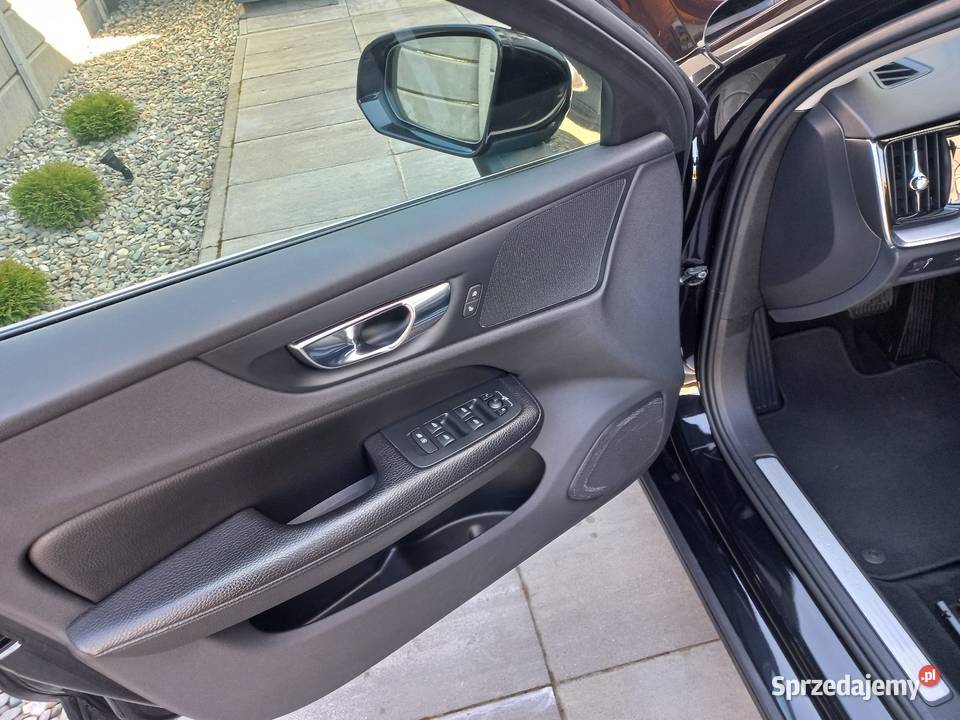 Volvo v60 2020 d3 oryginal