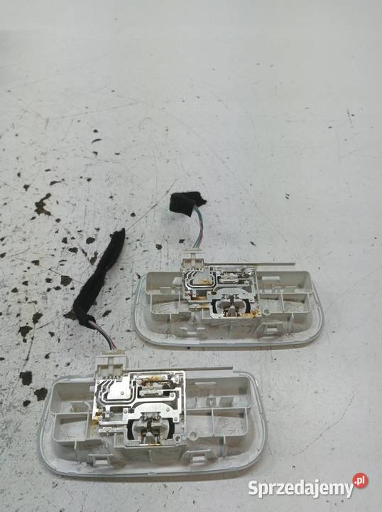 LAMPKA PODSUFITKI KOMPLET Renault Megane III Rok produkcji 2016