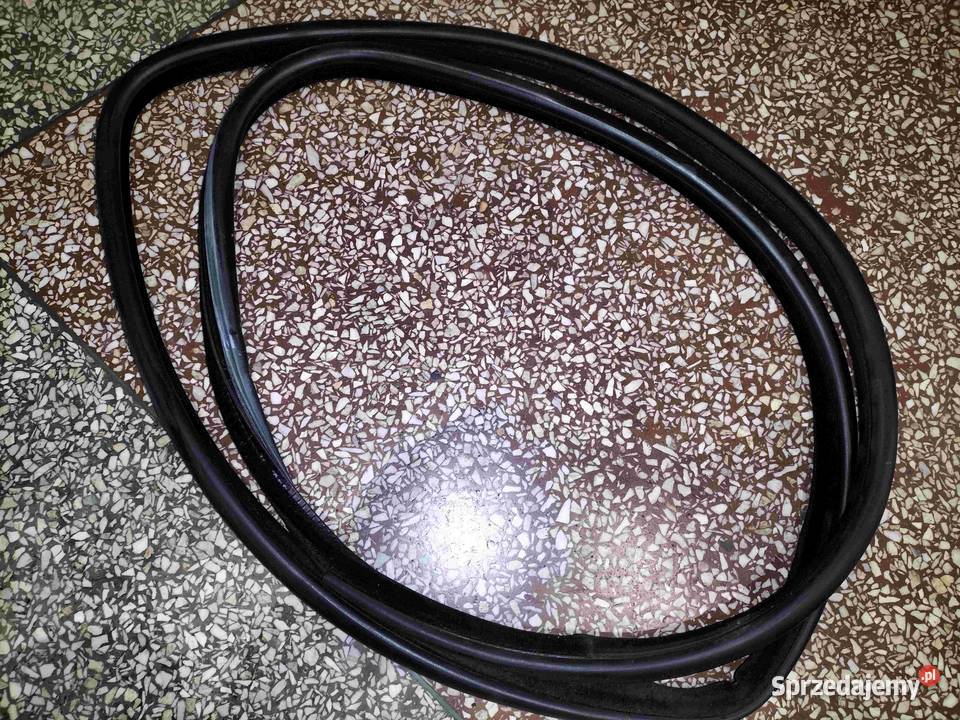 Uszczelka drzwi kierowcy BMW E60 E61 stan Uszczelki