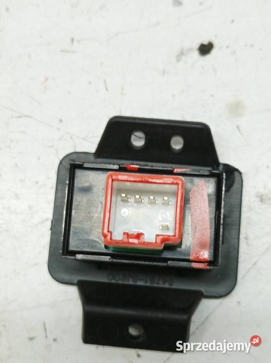 PRZEŁĄCZNIK KLAPY BAGAŻNIKA 847513J200 Hyundai