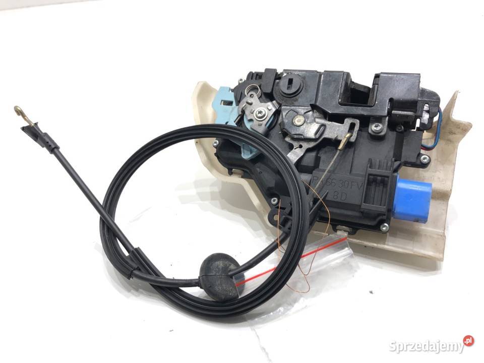 ZAMEK DRZWI PRAWY TYŁ VW TOURAN Minivan 0310