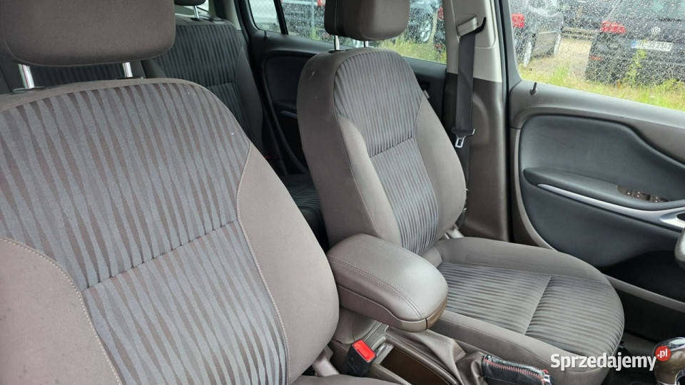 Opel Zafira salon polska duza navi 7 osobowa C