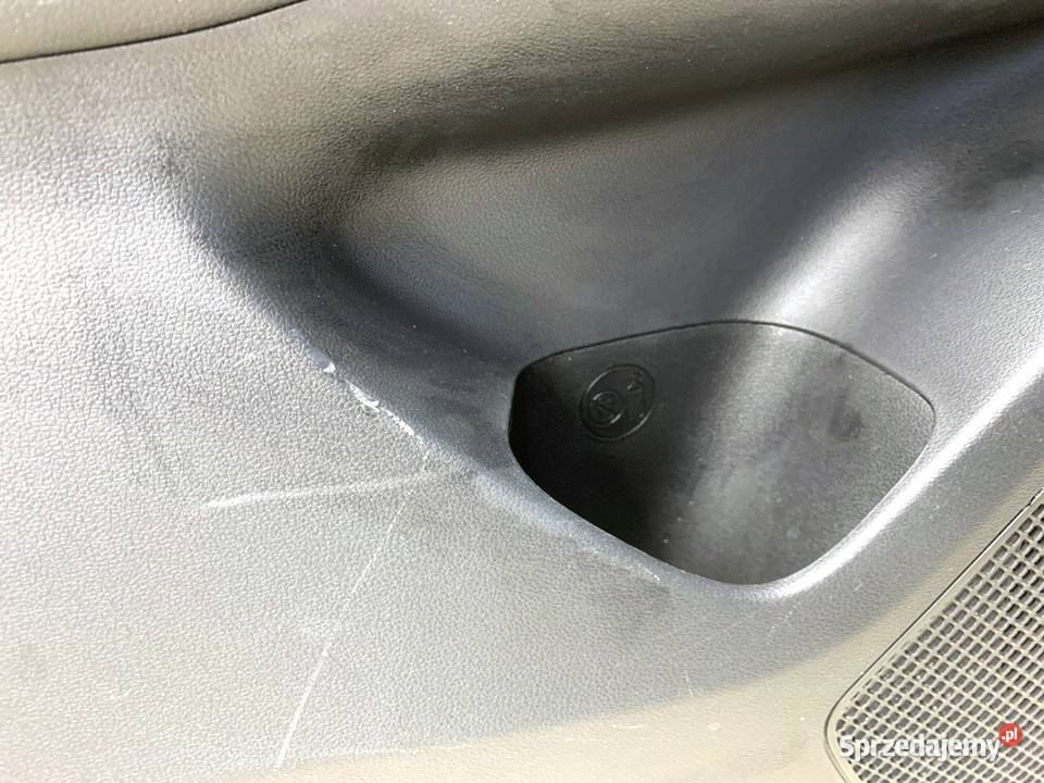 BOCZEK DRZWI LEWY TYŁ HYUNDAI TUCSON SUV