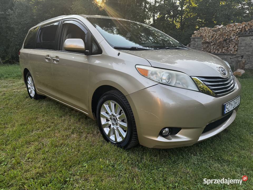 Toyota Sienna 2012 35 V6 XLE AWD Zarejestrowana śląskie Milówka