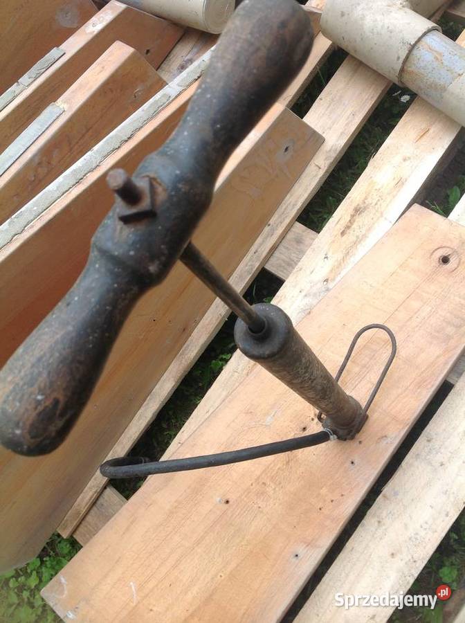 Stara Pompka Metalowa z czasów PRL Nowa Sól