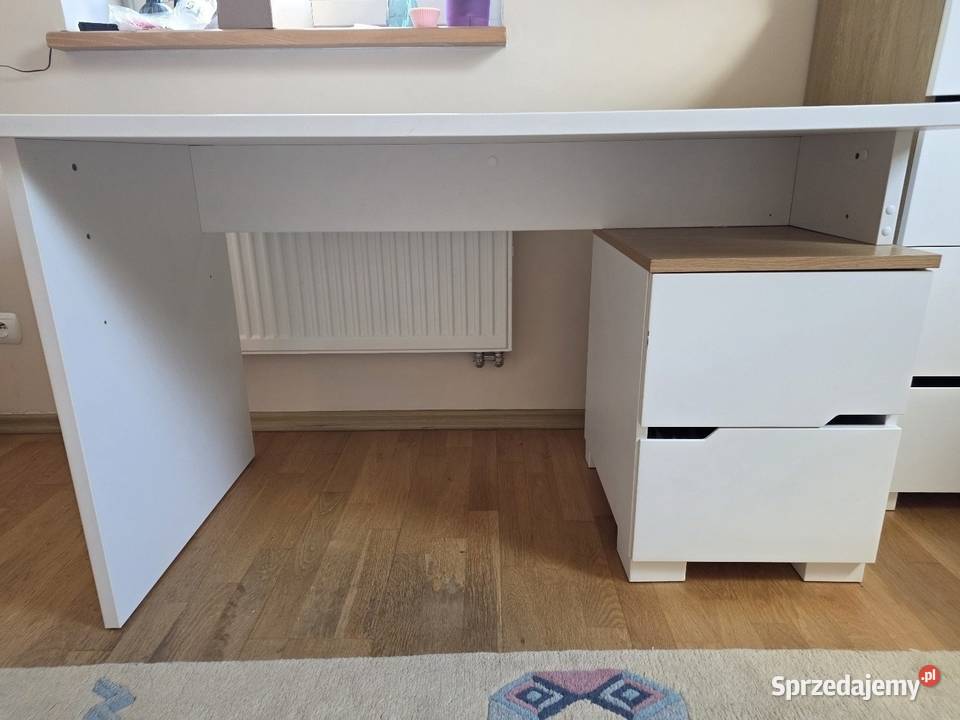 BIURKO MEBLIK BIAŁE 138cm Rumia