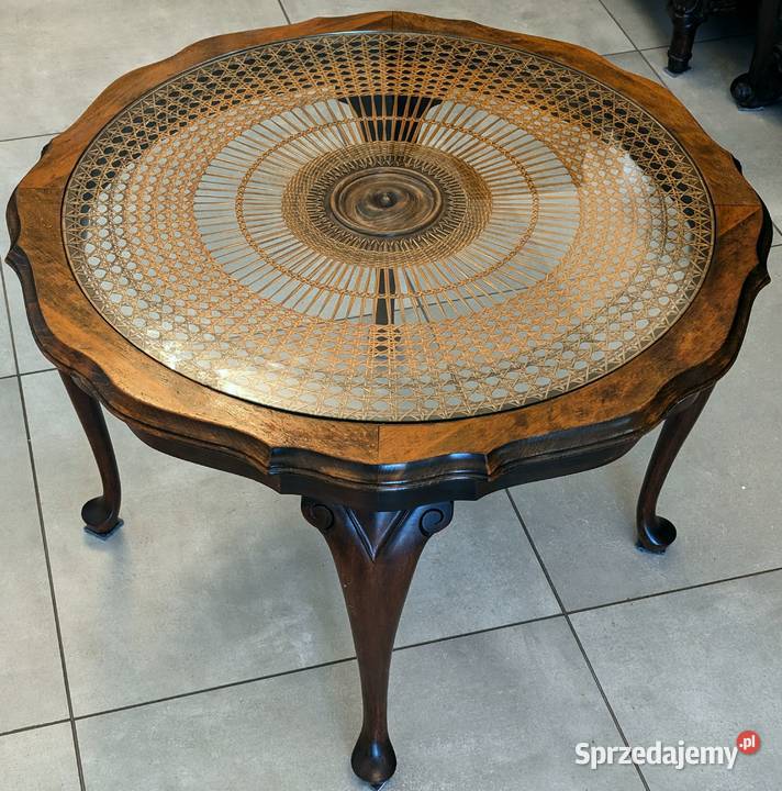 Piękny okrągły stolik ludwikowski orzechsklep Dąbrowa Górnicza