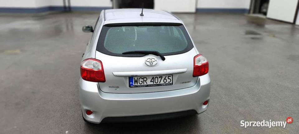 Toyota Auris 2010 16 benzyna manual ok 153500