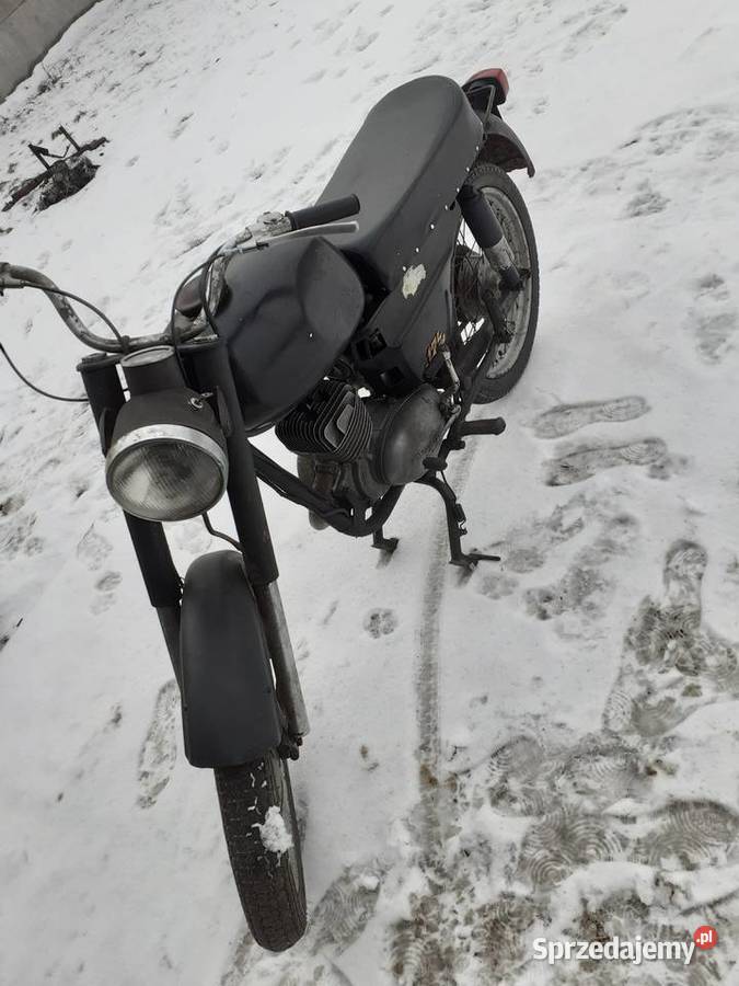 Wsk na chodzie komar motorynka ogar Konin sprzedam