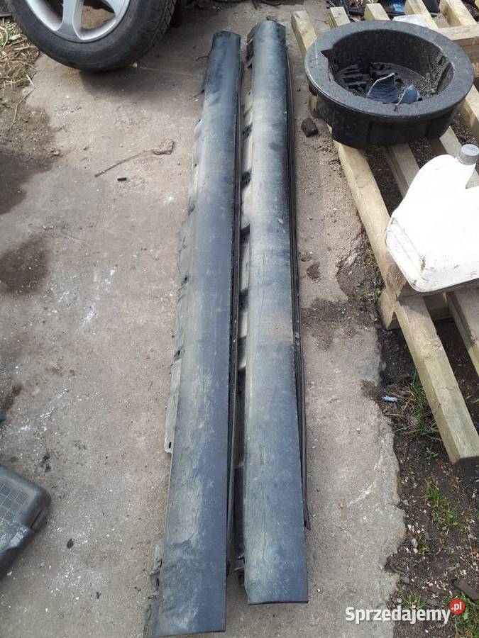 Progi nakładki Avensis T25 209 Sandomierz