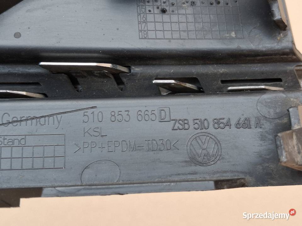 VW SPORTSVAN GOLF KRATKA ZDERZAKA LEWA LISTWA Bieleń