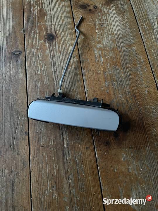 Klamka prawy przód A4 B6 LY7W Klamki