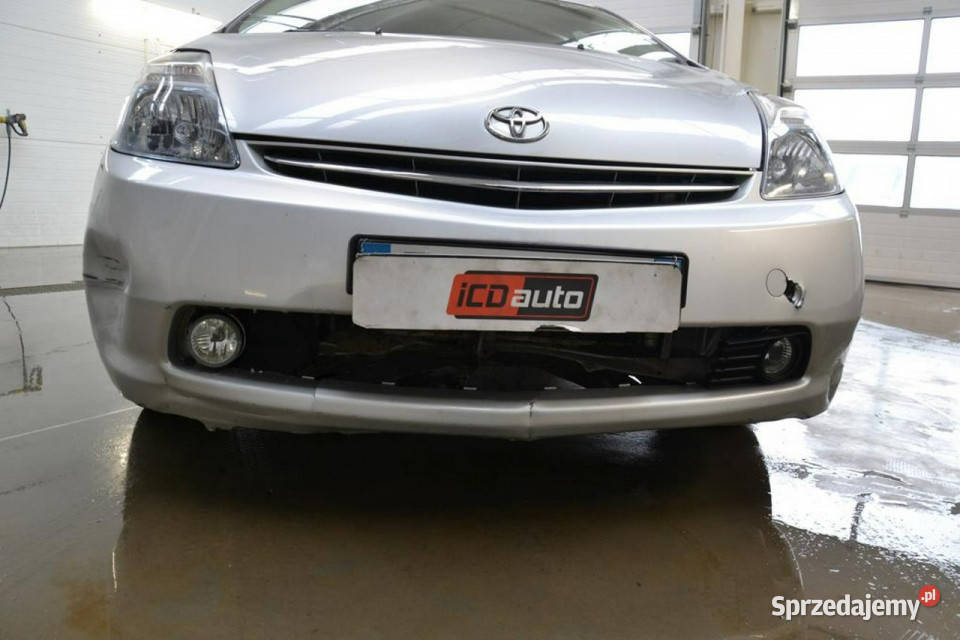Toyota Prius 15 benzynka hybryda FAJNY PRZEBIEG Kęty