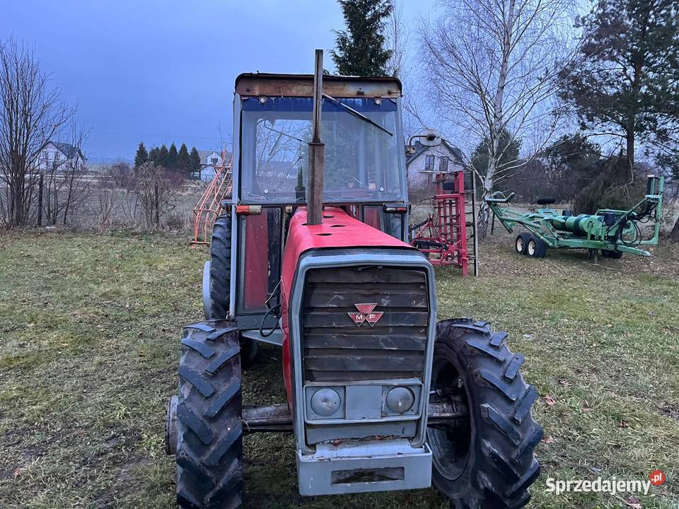Ciągnik rolniczy Massey Ferguson 285 4x4 z Jędrzejów