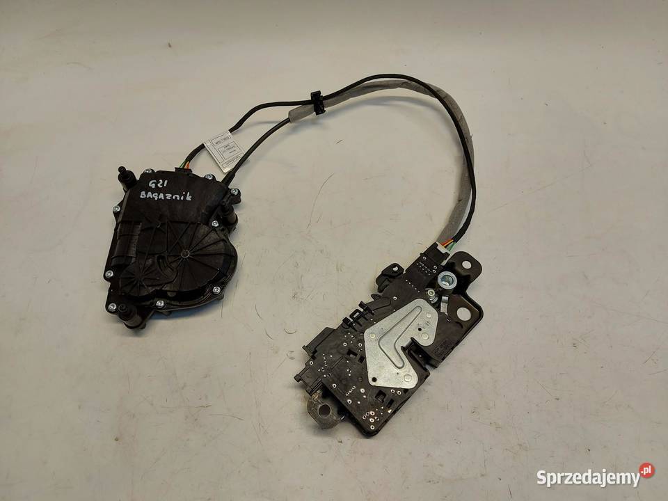BMW G21 G20 Kombi 330e moduł zamek klapy osobowe sprzedam