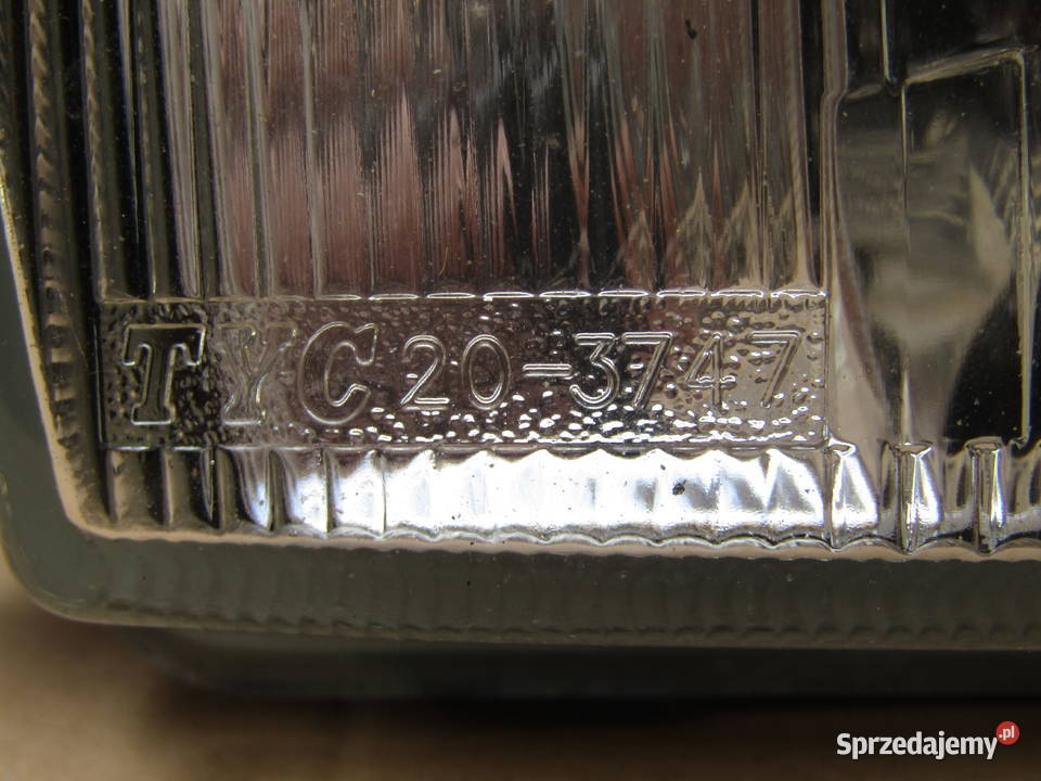 LAMPA PRZEDNIA PRAWA NISSAN SUNNY N14 9096r sprzedam
