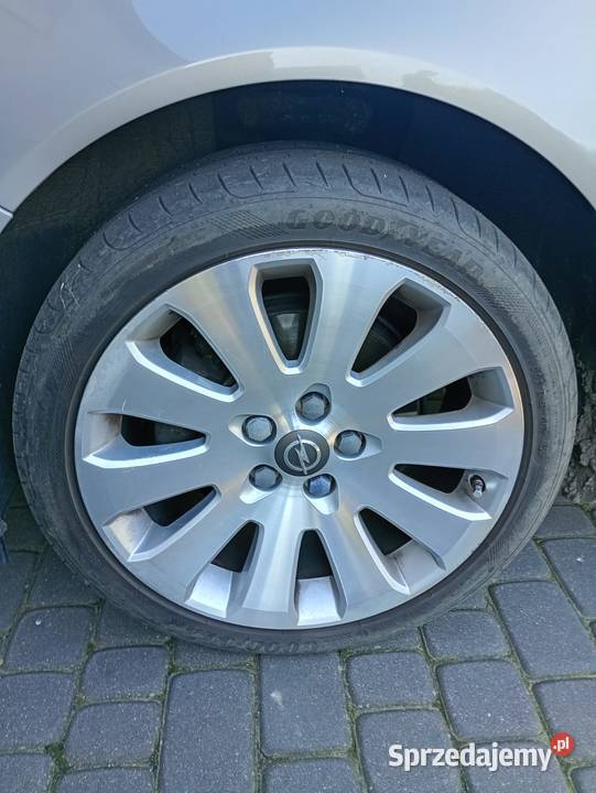 Sprzedam Opel Insignia Rok produkcji 2011 Tymienica sprzedam