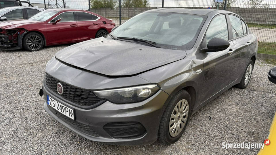 Fiat Tipo 14 16V Pop II 2016 manualna mazowieckie Grójec