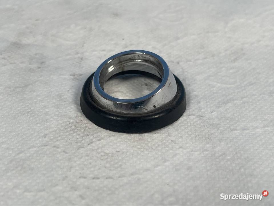 przelotka anteny uszczelka 197785 MERCEDESBenz Gdańsk